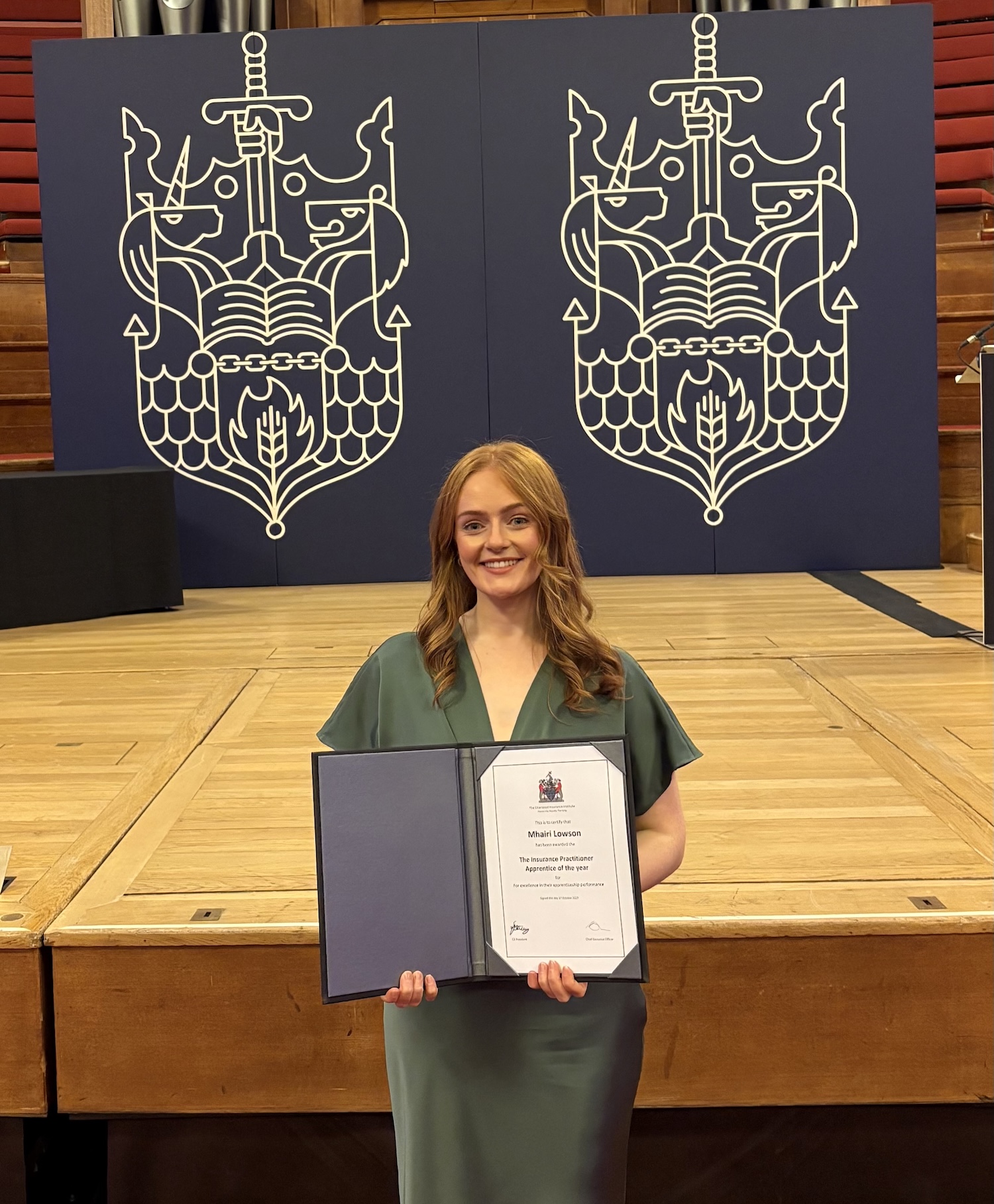 Aon Glasgow colleague triumphs at national insurance awards