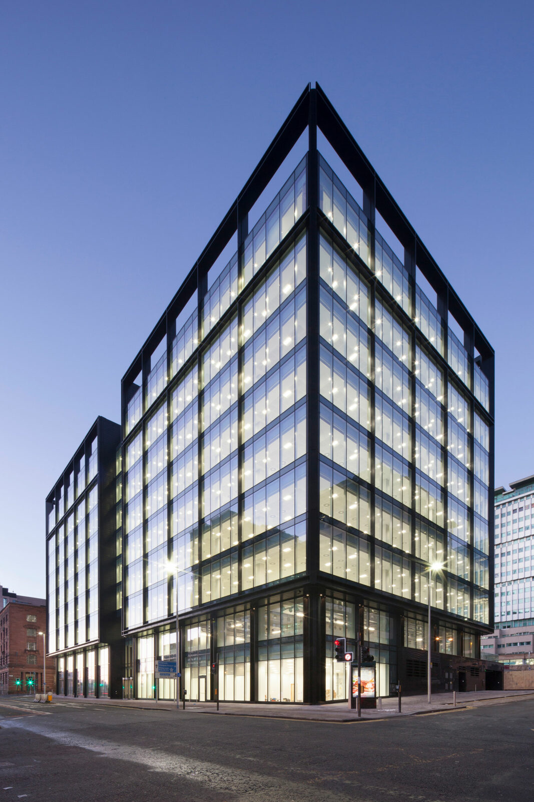 Knight Frank: £183m worth of French capital flows into Scottish commercial property