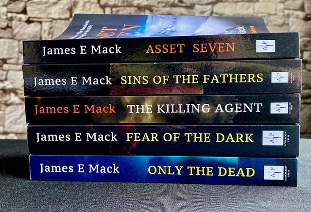 Aberdeenshire author pens new chapter with support from Business Gateway