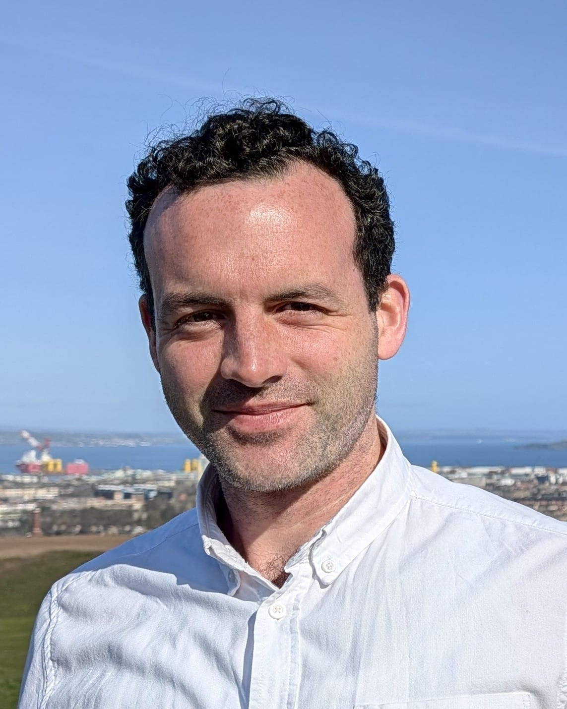 Aon bolsters Scottish presence with two key hires across Glasgow and Edinburgh