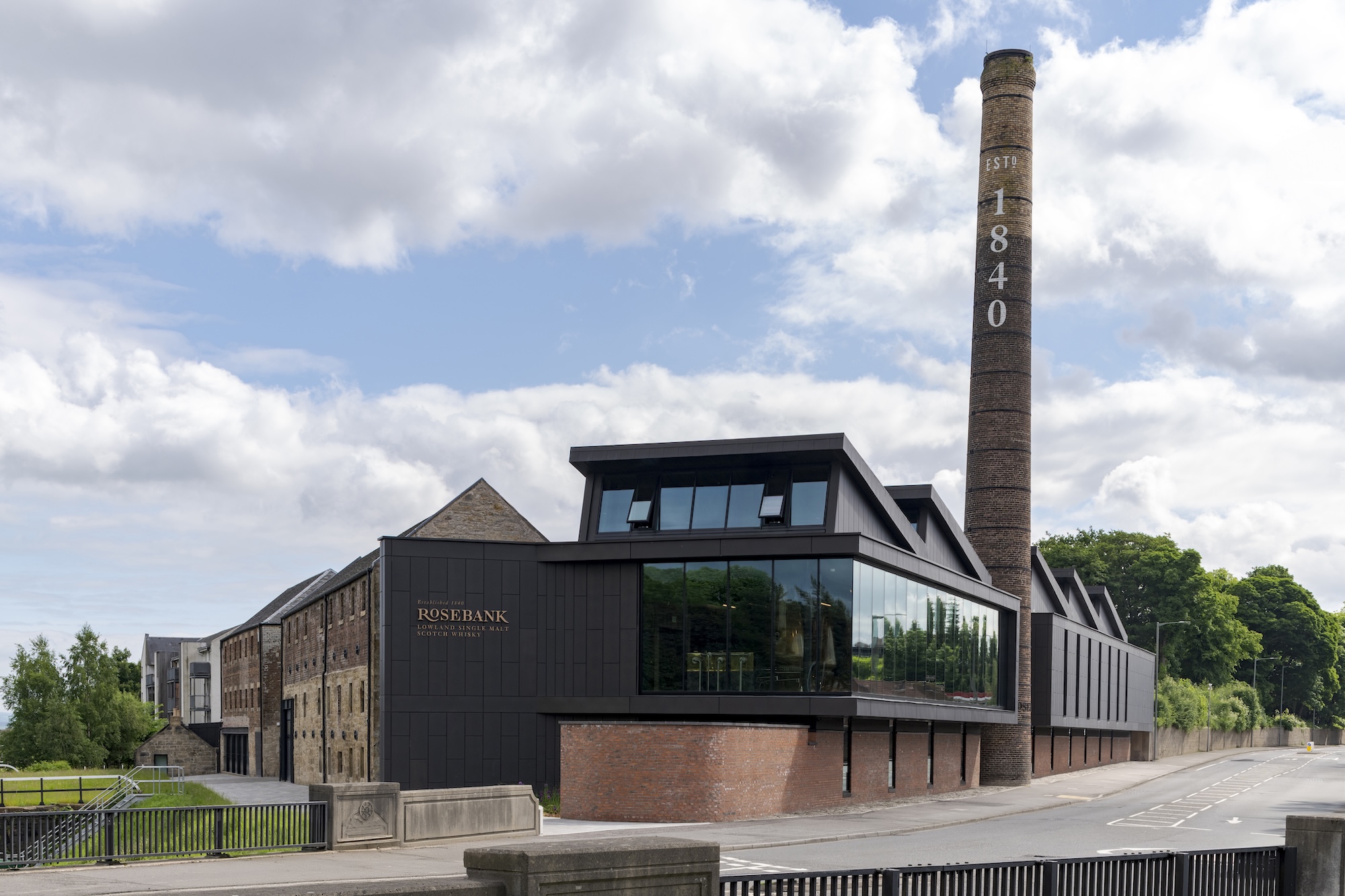 Celtic Renewables extends circular partnership with Rosebank Distillery