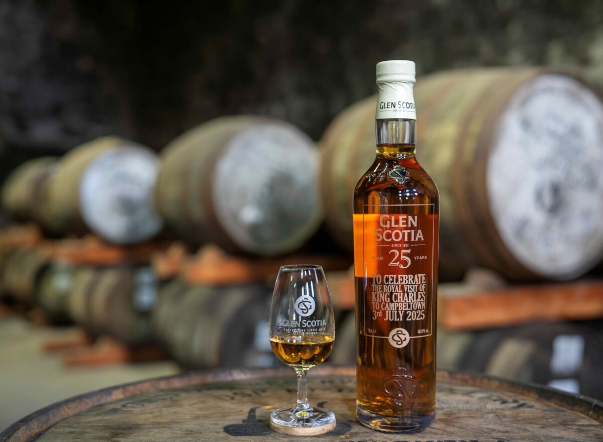 ウイスキー  Ascot Scotch Whisky 15-25 Years 飲料・酒 Royal Ascot Scotch Whisky 15-25 Years
