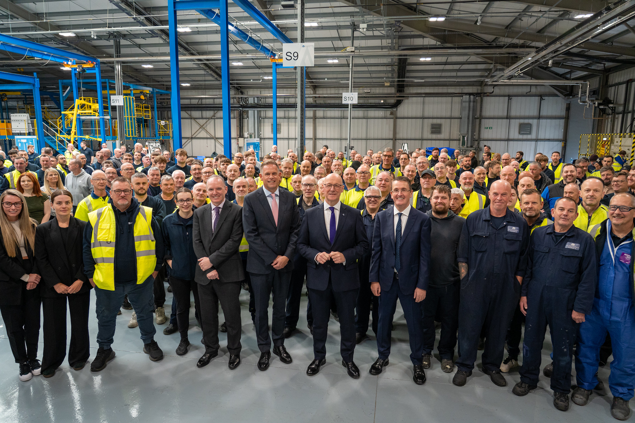 Scottish Government safeguards Alexander Dennis jobs with £4m support package
