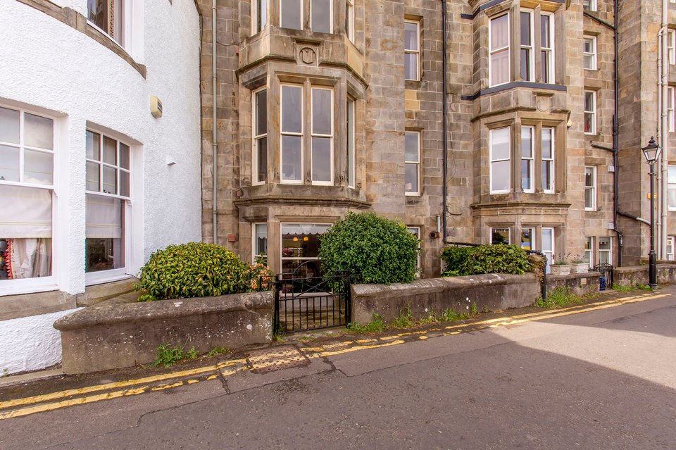 Flat overlooking St Andrews Old Course worth £1.75m goes to market