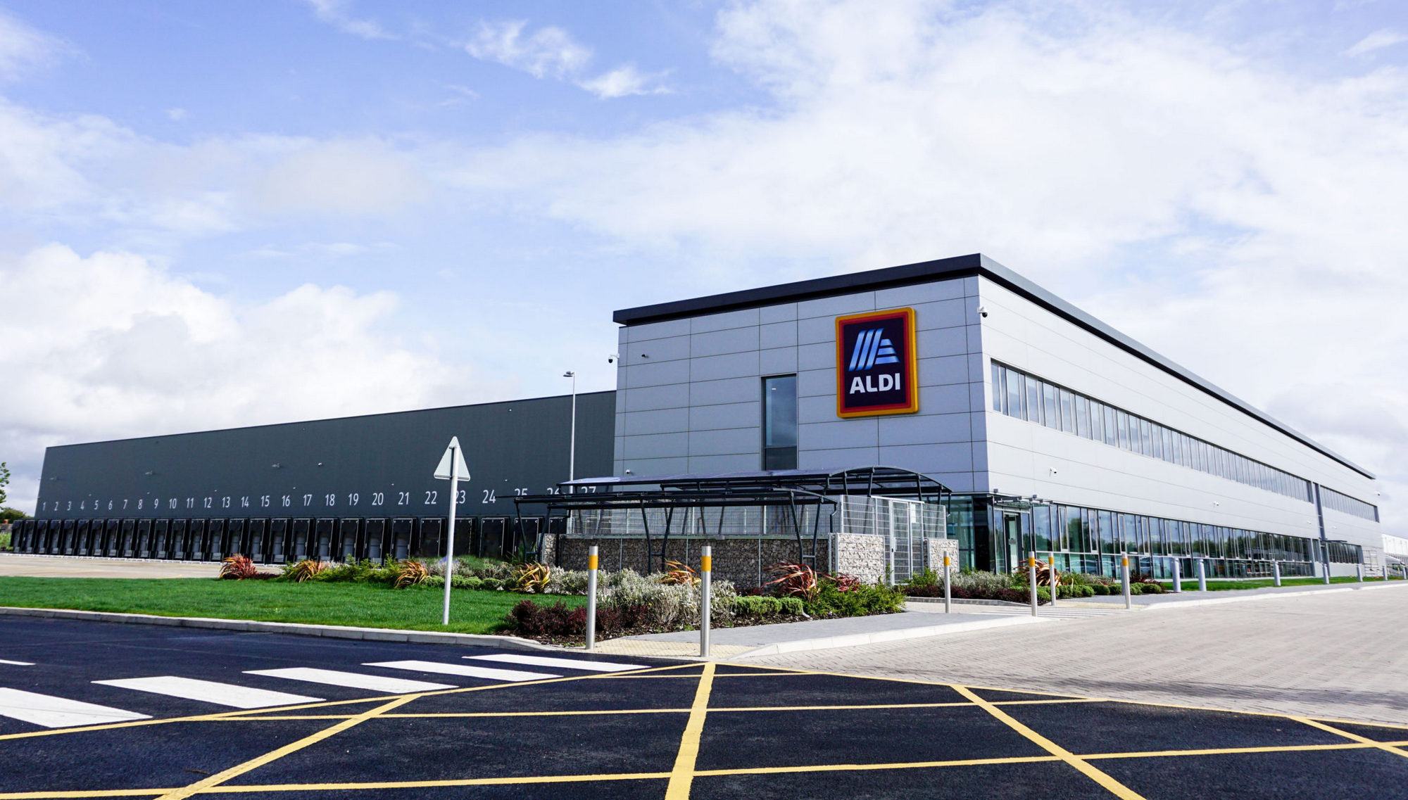 Aldi overtakes Morrisons to become 4th largest supermarket