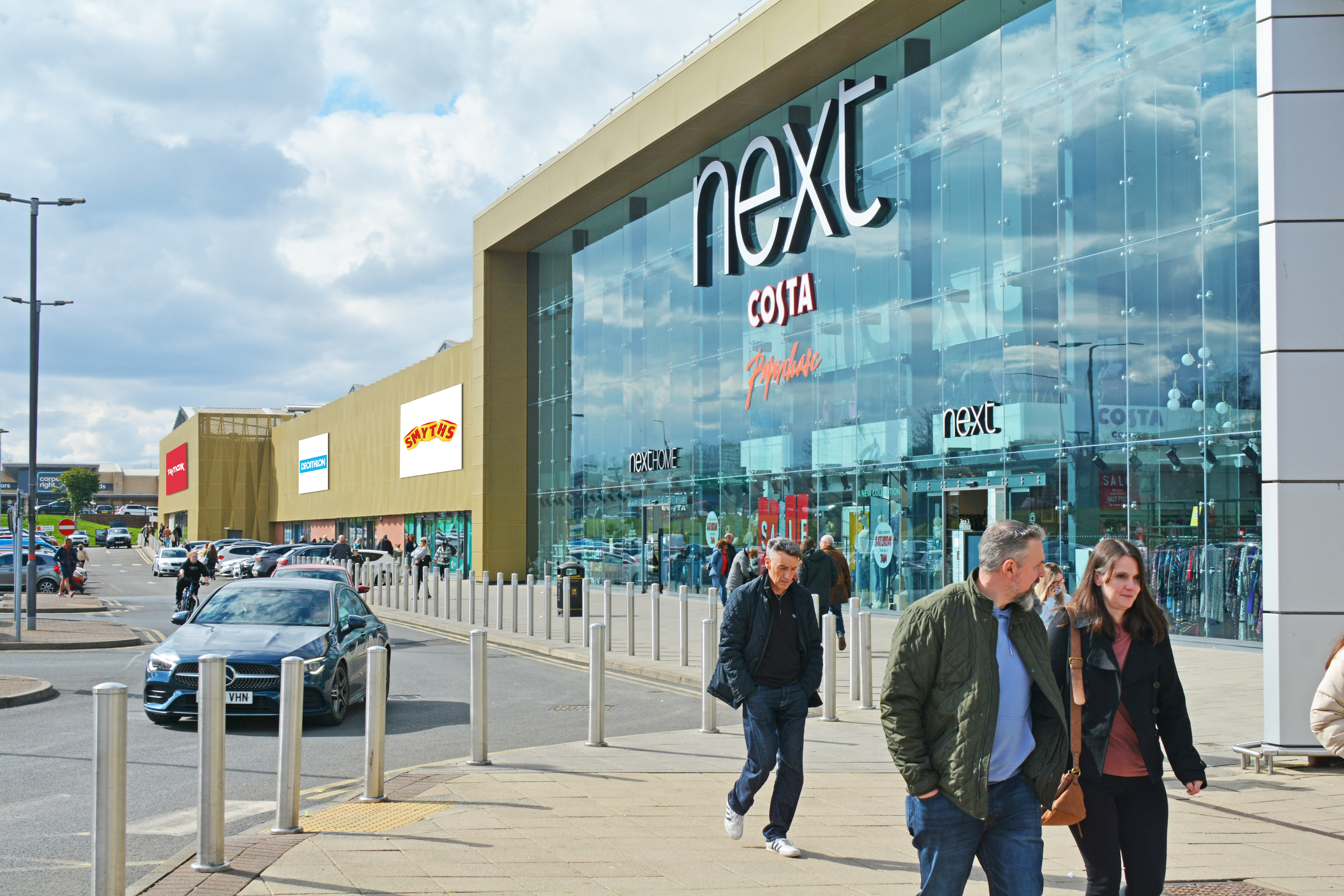 Livingston’s Almondvale West Retail Park hits the market