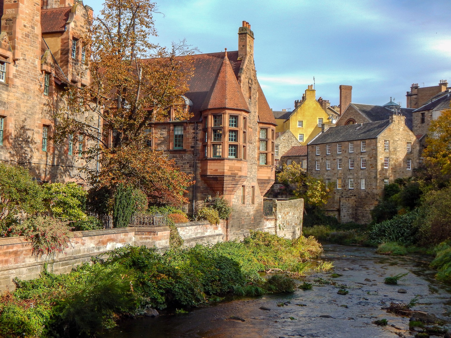 Registers of Scotland: Modest annual growth in Scottish property prices