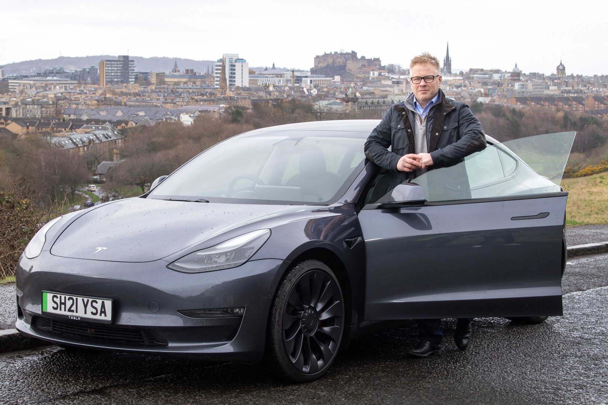 Bounc-e launches in Scotland to streamline corporate EV transition