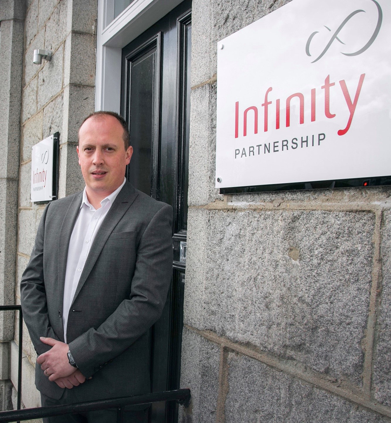 Infinity Partnership joins forces with Starling Bank