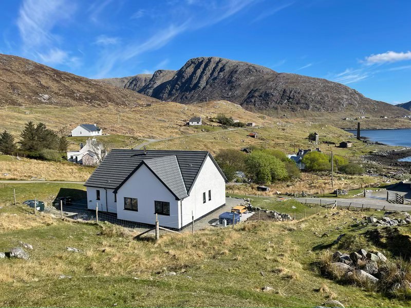 Norserv Facilities Management builds holiday homes in Harris thanks to £90,000 funding from Bank of Scotland