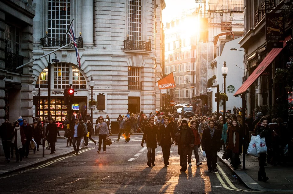 UK economy shrank by just 1.5% in first quarter of 2021