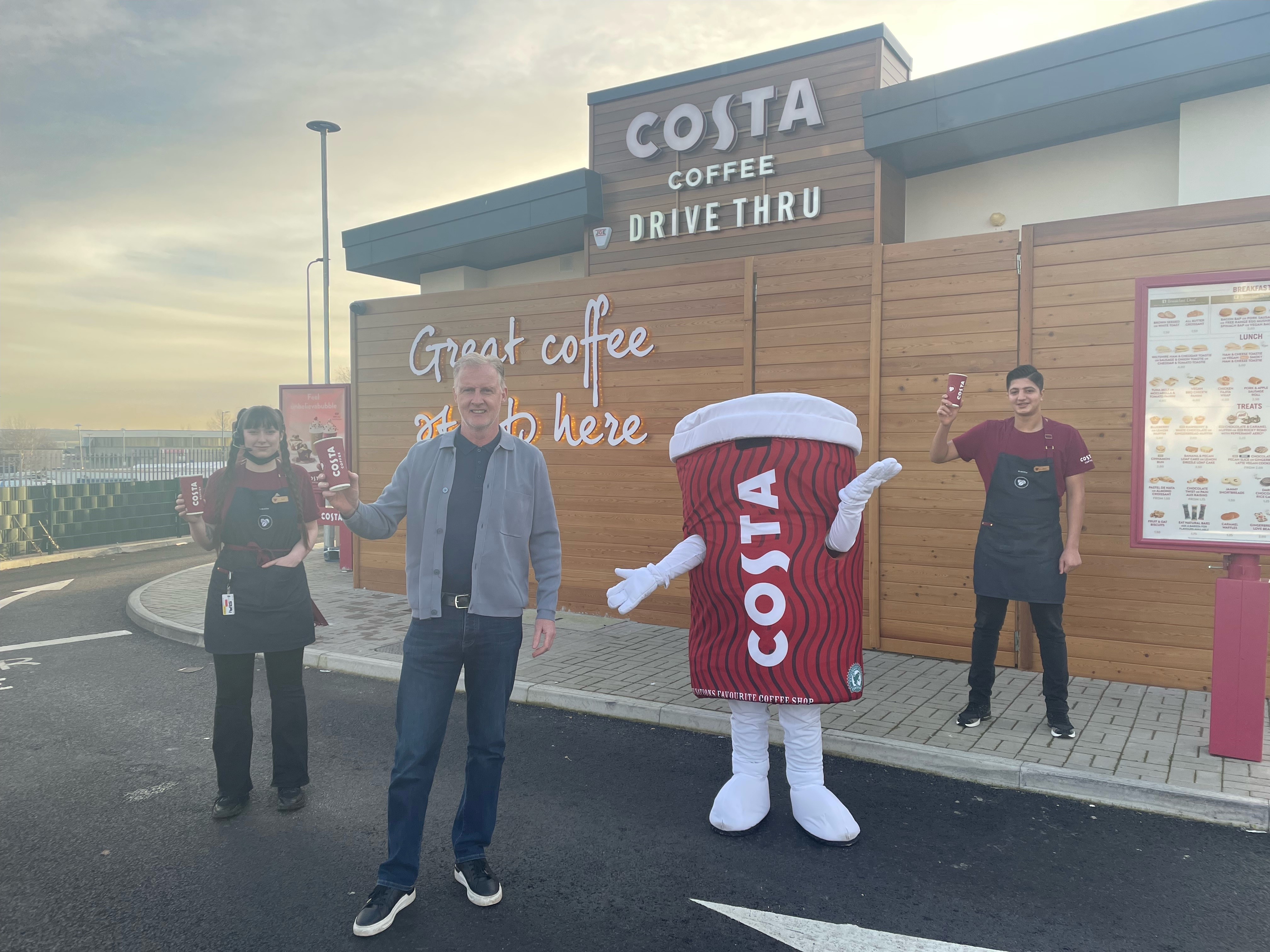 Cumbernauld gets first ever drive-thru Costa Coffee thanks to £850,000 HSBC UK funding