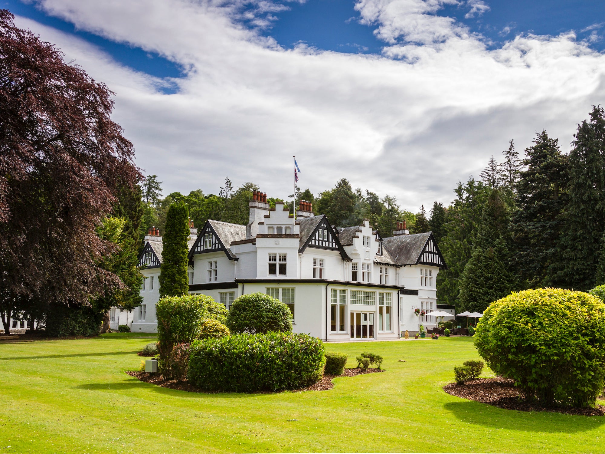 Apex Hotels diversifies portfolio with acquisition of Pitlochry's Pine Trees Hotel