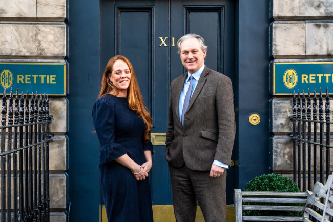 Sarah Curtis joins Rettie & Co. as director of new homes