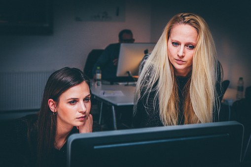 New Deloitte report reveals 31% gender pay gap at the firm