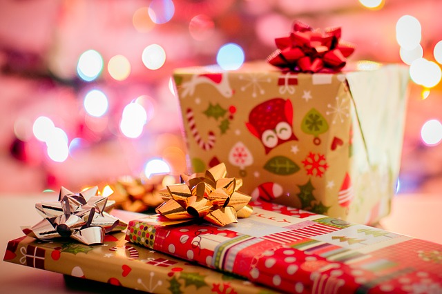 Half of UK shoppers expect to overspend on presents at Christmas