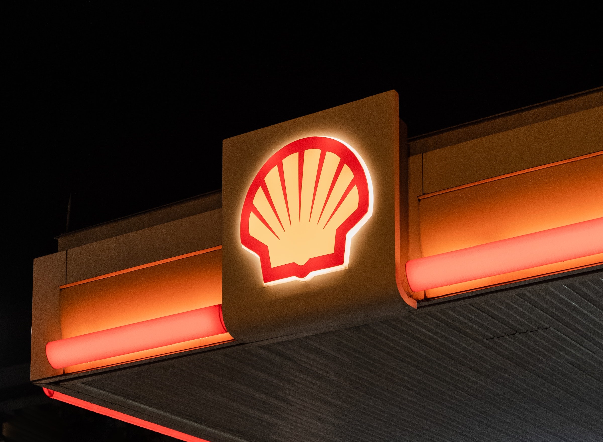 Shell to pay $2bn in UK and EU windfall tax for Q4