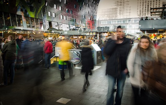 Flicker of hope for Scottish shopper footfall as rates rise by 6.6% in January
